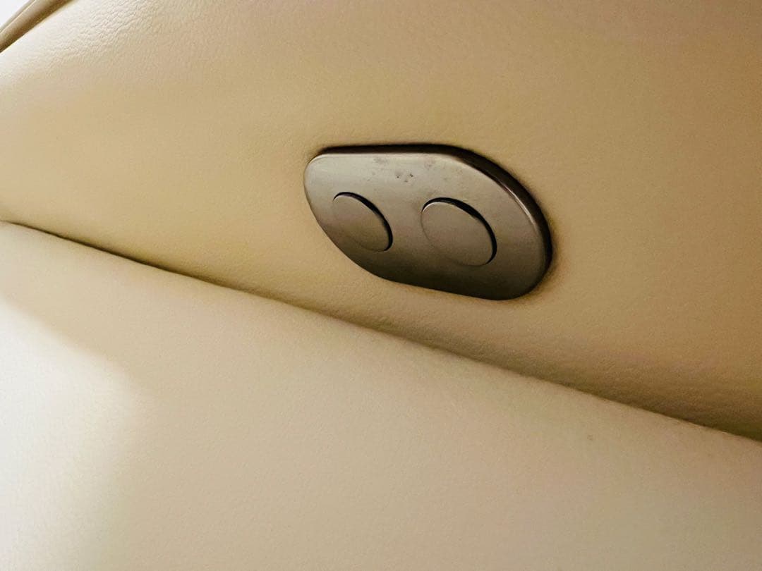 ニトリ 2人掛け電動リクライニングソファー