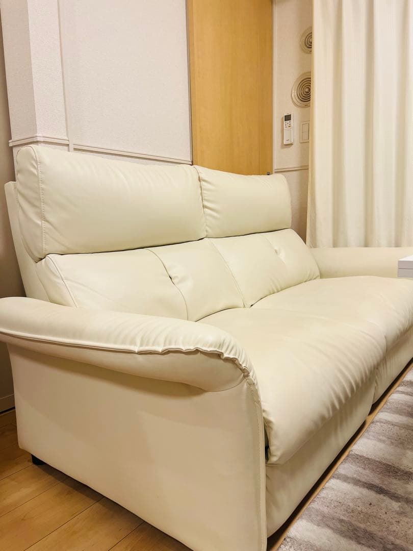 ニトリ 2人掛け電動リクライニングソファー