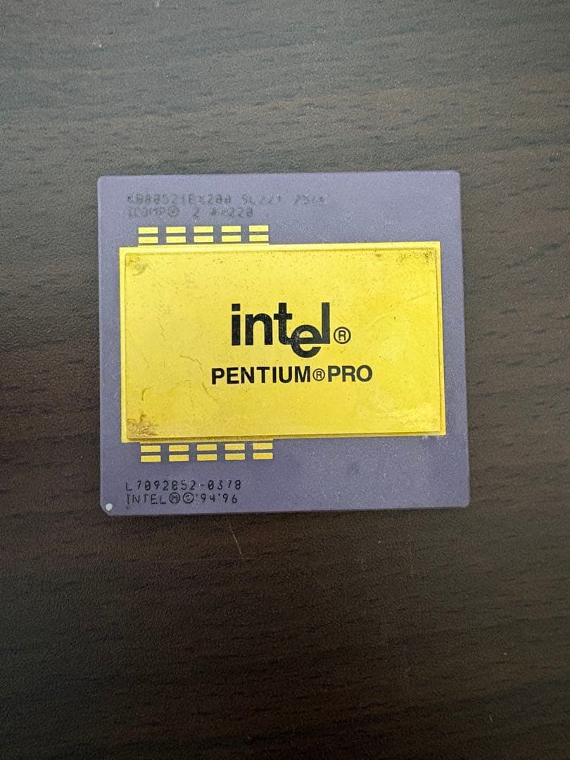 金抽出用 ジャンク Intel Pentium Pro CPU