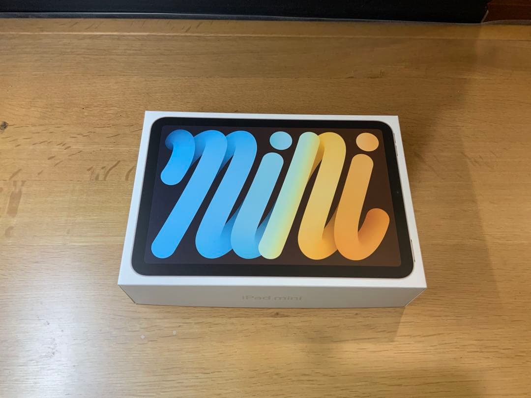 iPad mini (第6世代) 256GB 純正ケース、充電器、ケーブル付き