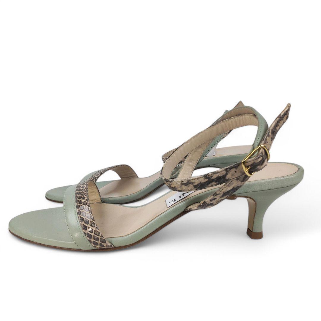 【NEBULONI E./ネブローニ】未使用 ミュール サンダル ストラップ