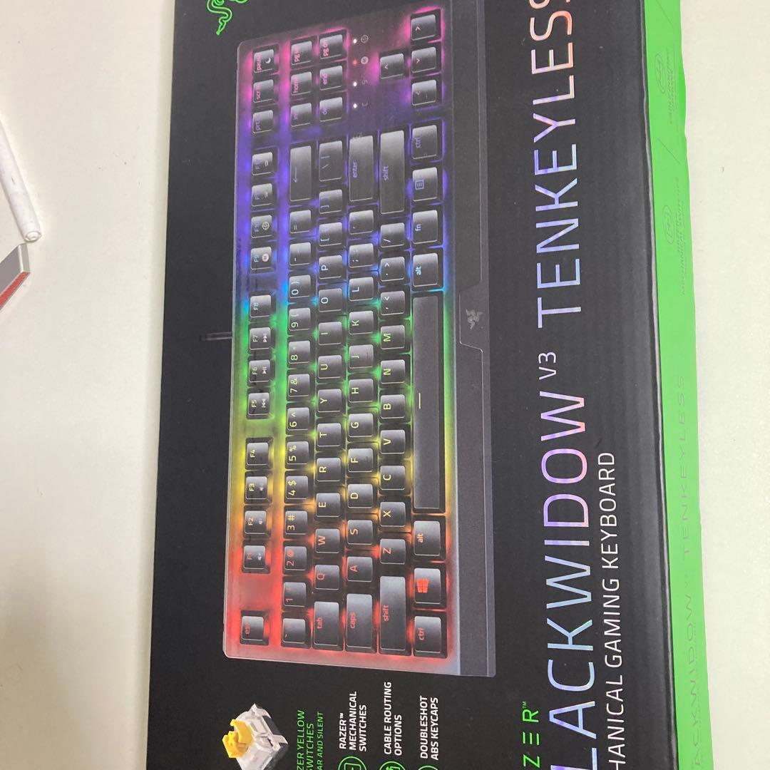 モニター マウス キーボード SSD2TB コントローラー