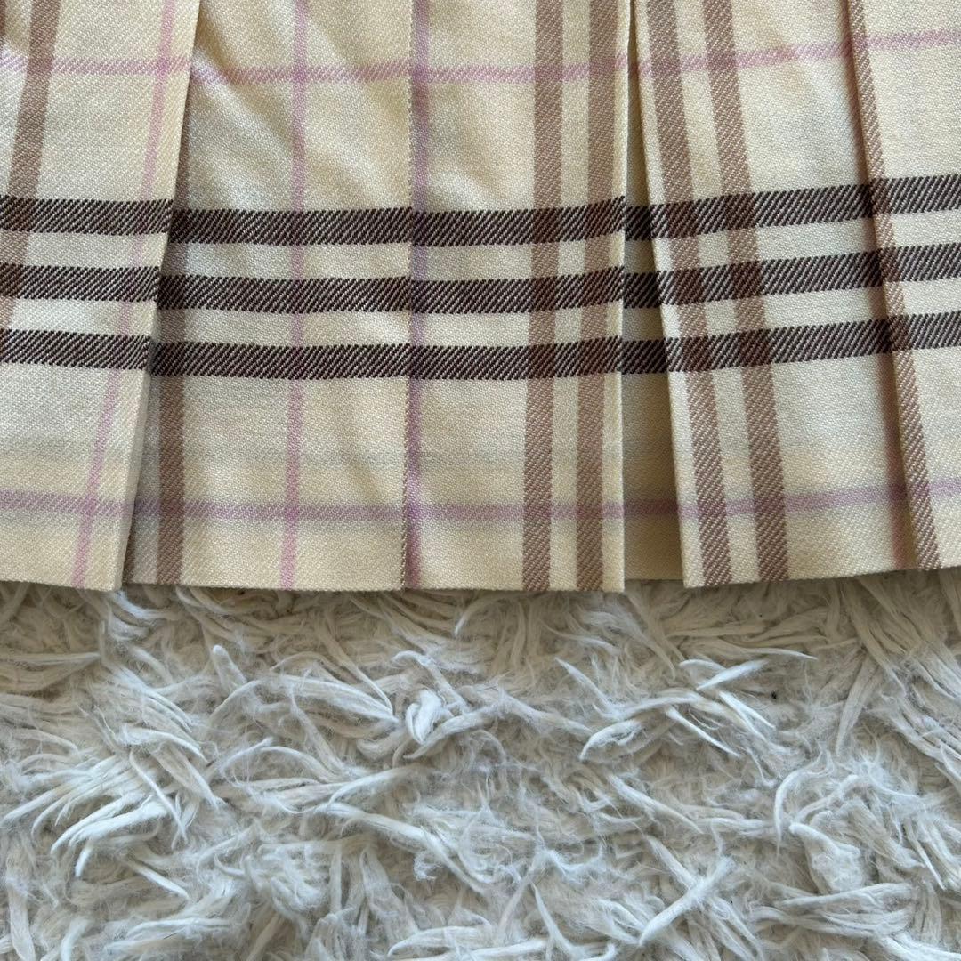 バーバリーブルーレーベル ノバチェック ベルト ミニスカート ホワイト y2k