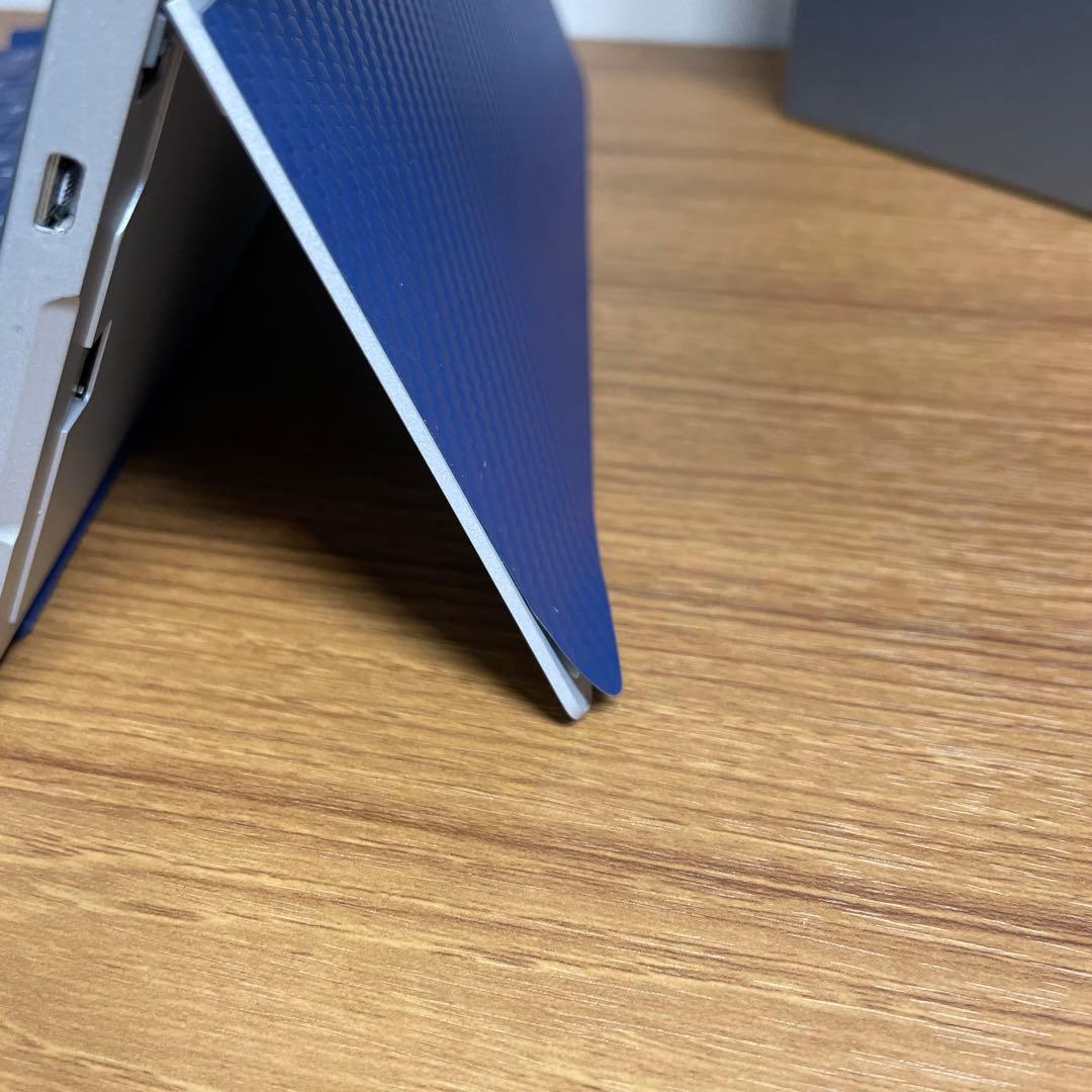 【箱付・美品】人気タブレットPC Microsoft Surface 3