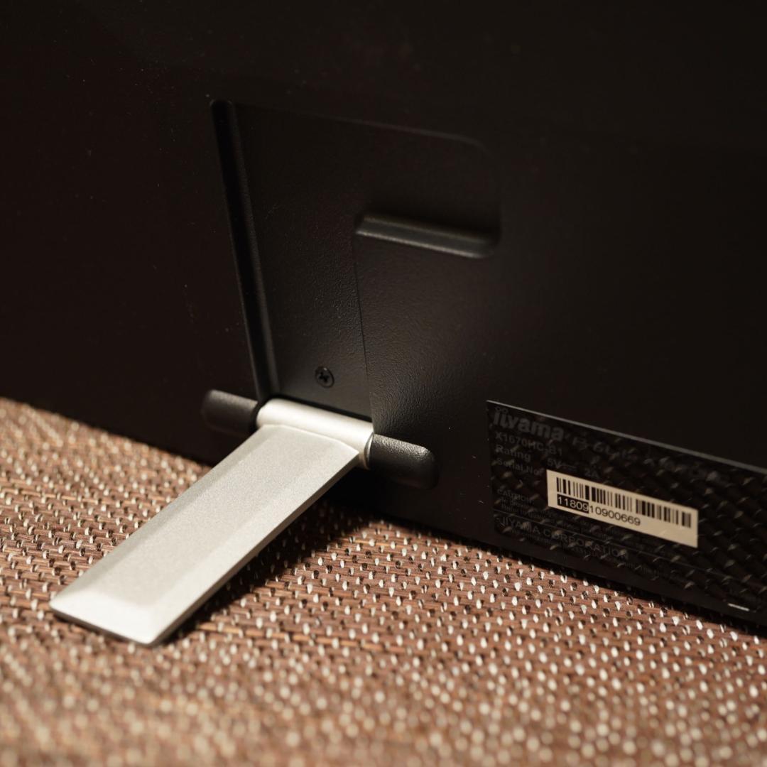 iiyama X1670HC モニター 15.6インチ 1920×1080