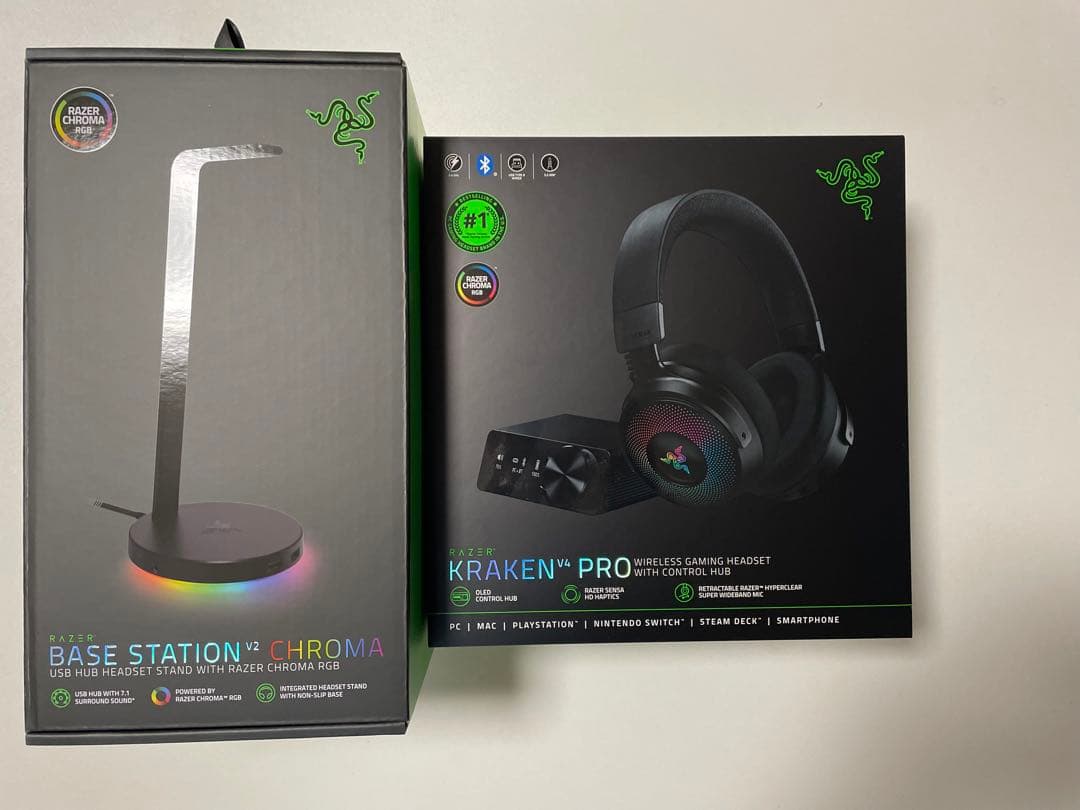 ヘッドホン Razer Kraken v4 Pro/Base Station Chroma