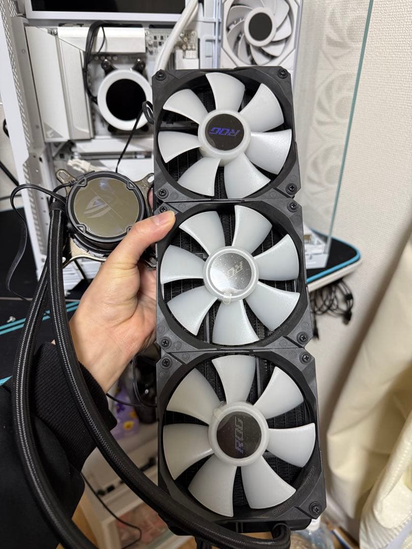 合*人様 AIO ASUS ROG STRIX LC II 360 ARGB.