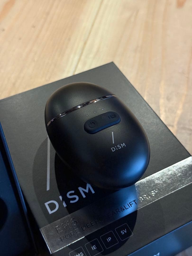 （新品）D'ISM EMS Pore Decrease & Lift Brus