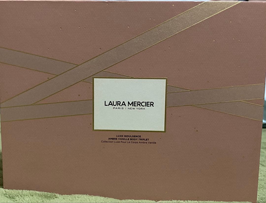 ローラメルシエ リュクス インダルジェンス アンバーバニラ ボディ トリプレット