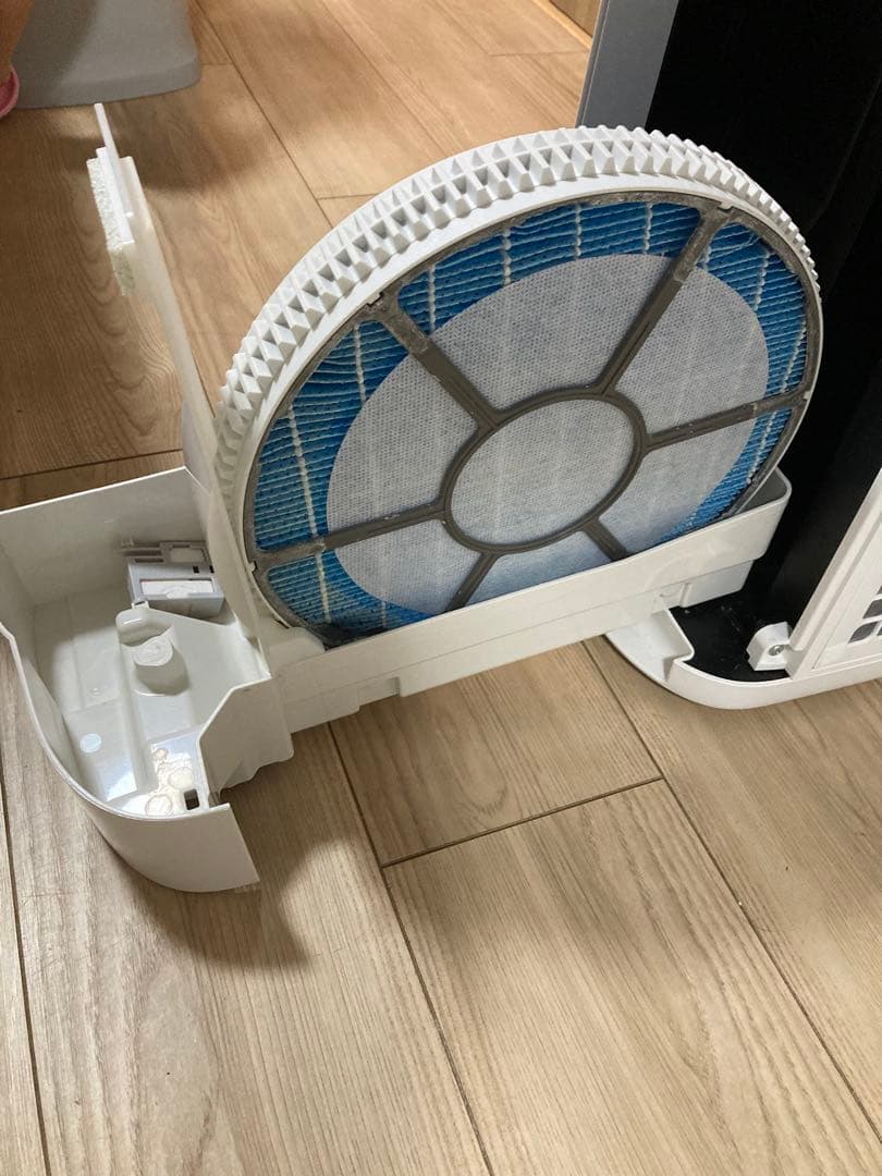 SHARP 加湿空気清浄機 KI-RS50-W