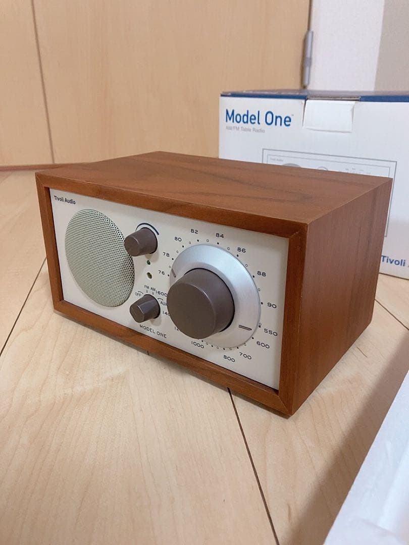 チボリオーディオ　Tivoli Audio Model One