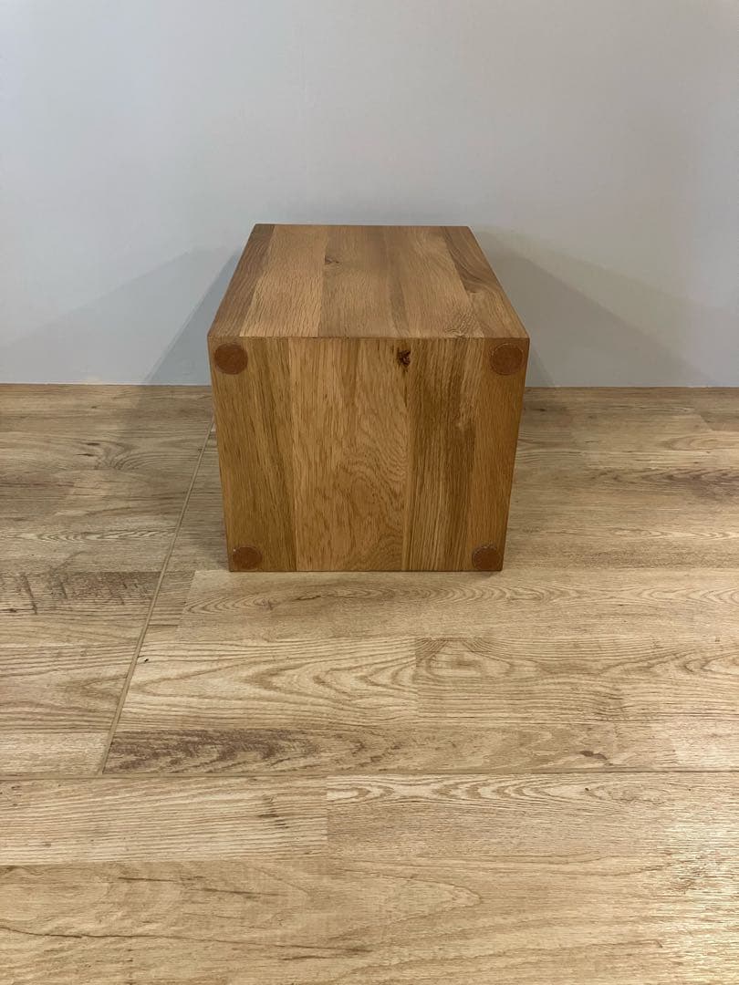 オーク無垢材　サイドテーブル　展示品