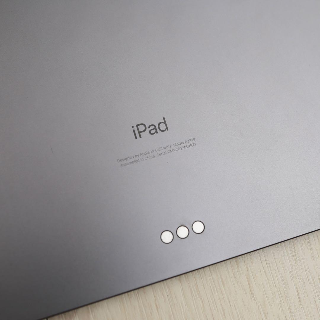 iPad Pro 256GB （12.9インチ）（第4世代）MXAT2J/A
