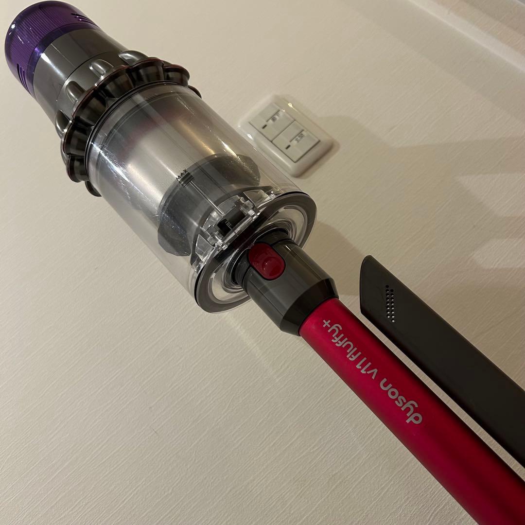 ダイソン☆V11 fluffy sv14☆バッテリー新品並☆純正スタンド付