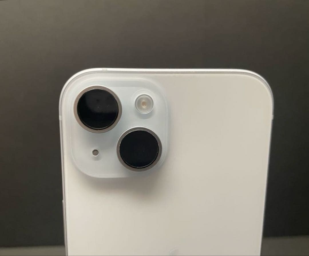 iPhone 15 Blue 256GB SIMフリー 美品 動作良好