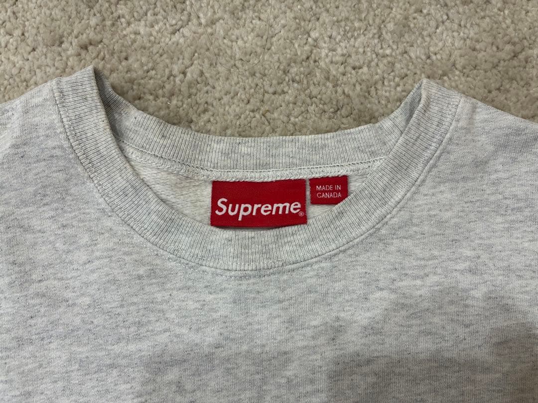 supreme トレーナー スウェット　Sサイズ