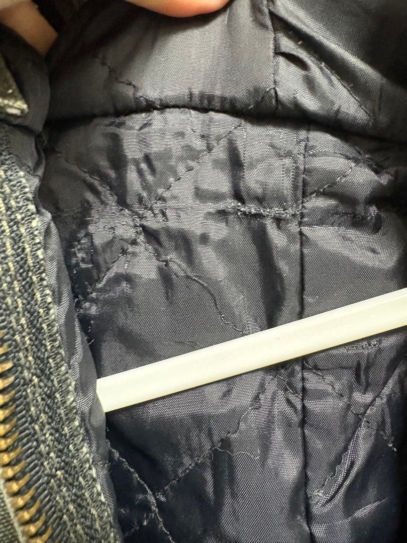 Carhartt グレー フード付きパーカー