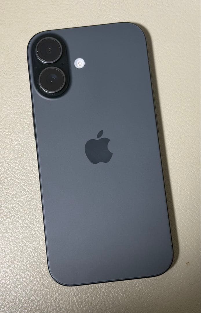 Apple iPhone 17 ブラック 本体　値下げします！！