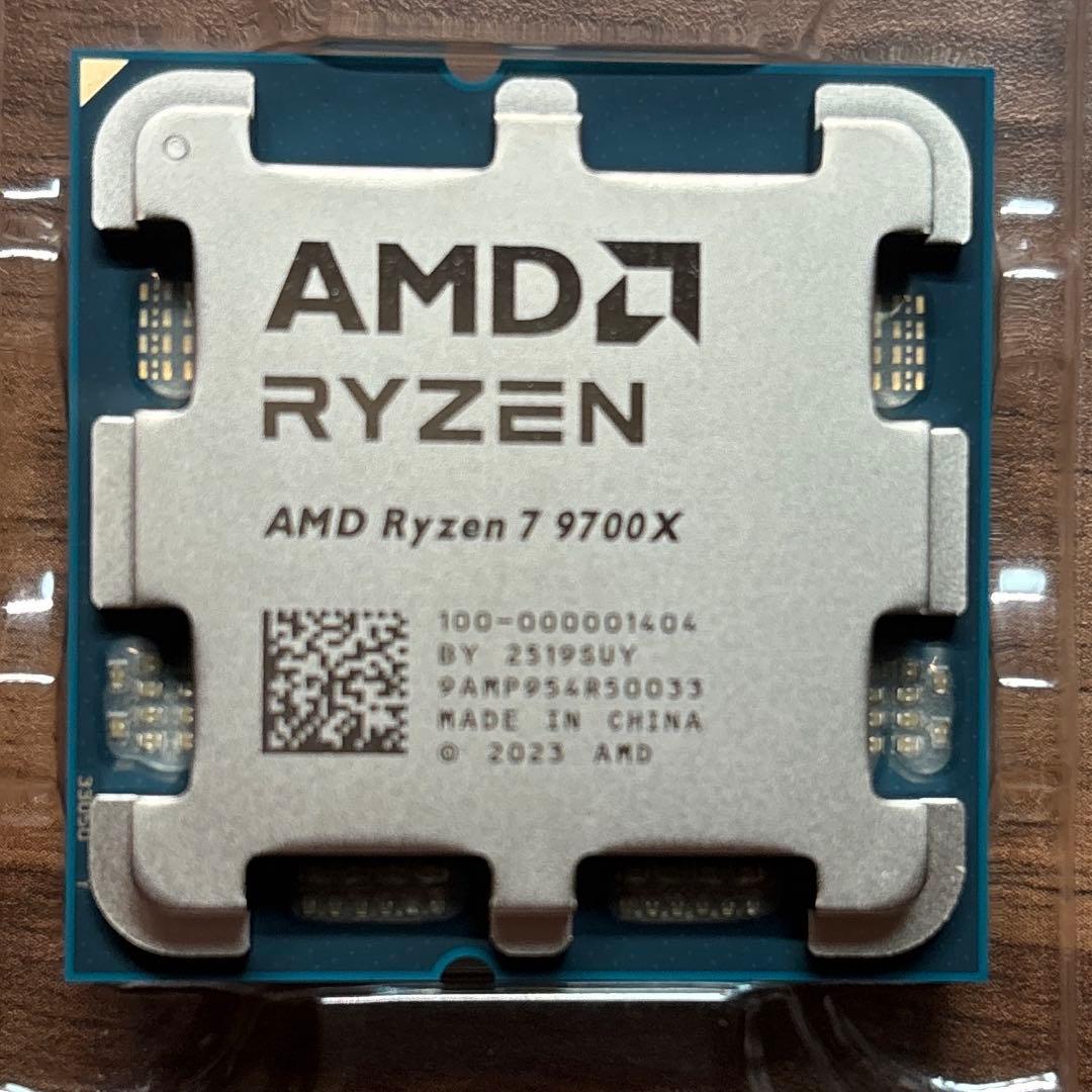 【新品未使用】Ryzen7 9700X 安心の動作保証