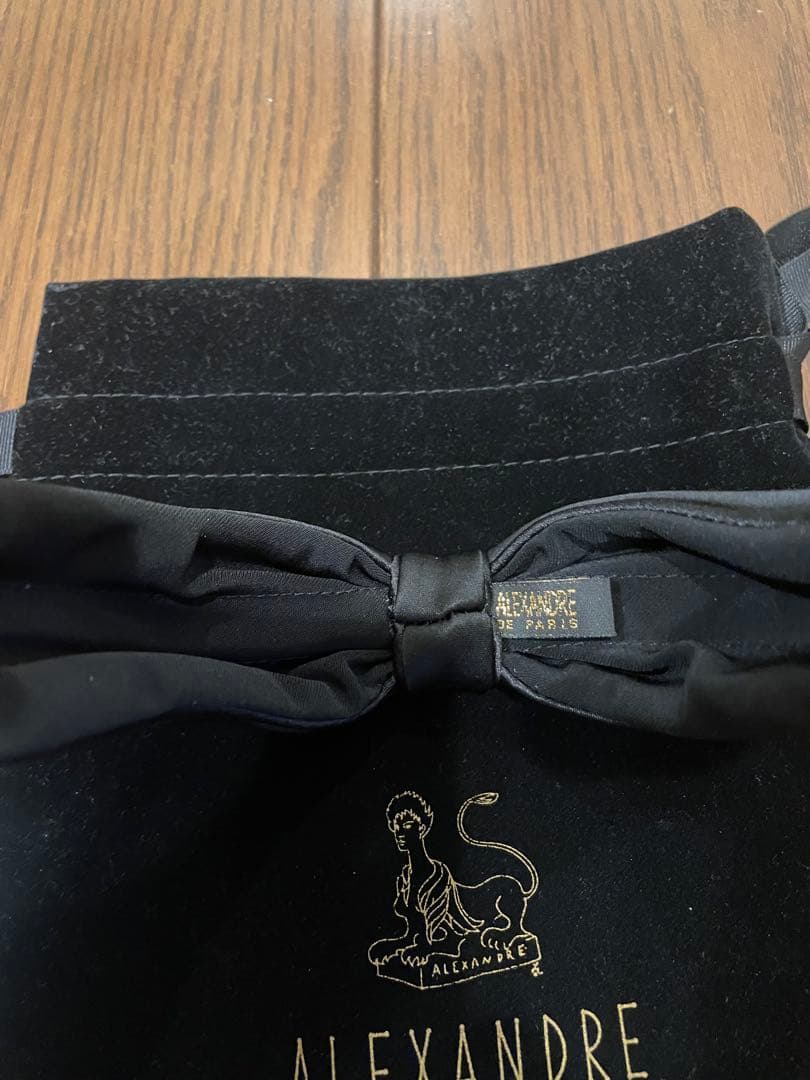 ALEXANDRE DE PARIS ブラックカチューシャ