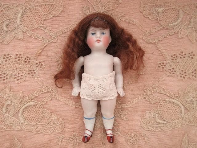 アンティーク　ミニョネット　☆　ビスクドール　オールビスク