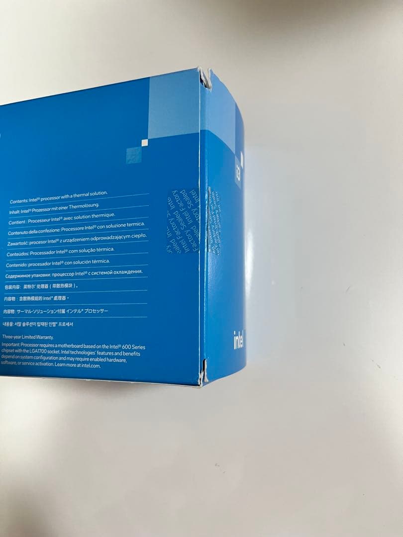 新グラデスト　Intel Core i3-12100F LGA1700