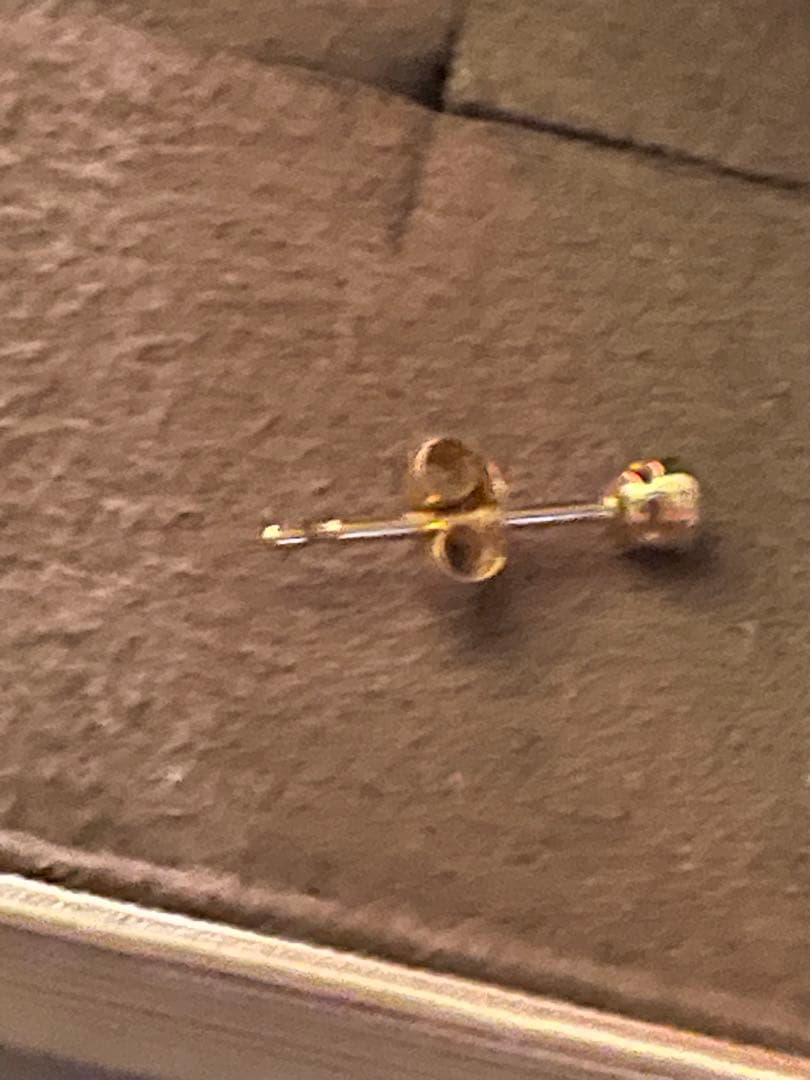 agete K18 0.07ct 片耳 ダイヤモンドピアス