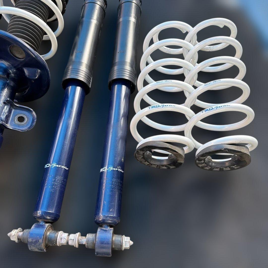 30系 プリウス ZVW30 TRD スポルティーボ サスペンションキット