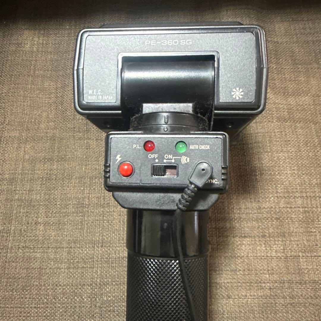 Canon EOS Kiss X8i 一眼レフ ダブルレンズ ストロボセット