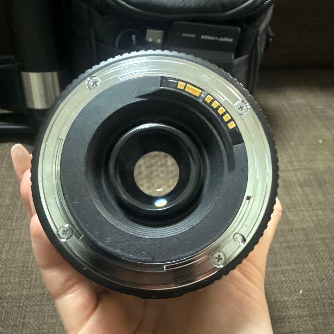 Canon EOS Kiss X8i 一眼レフ ダブルレンズ ストロボセット