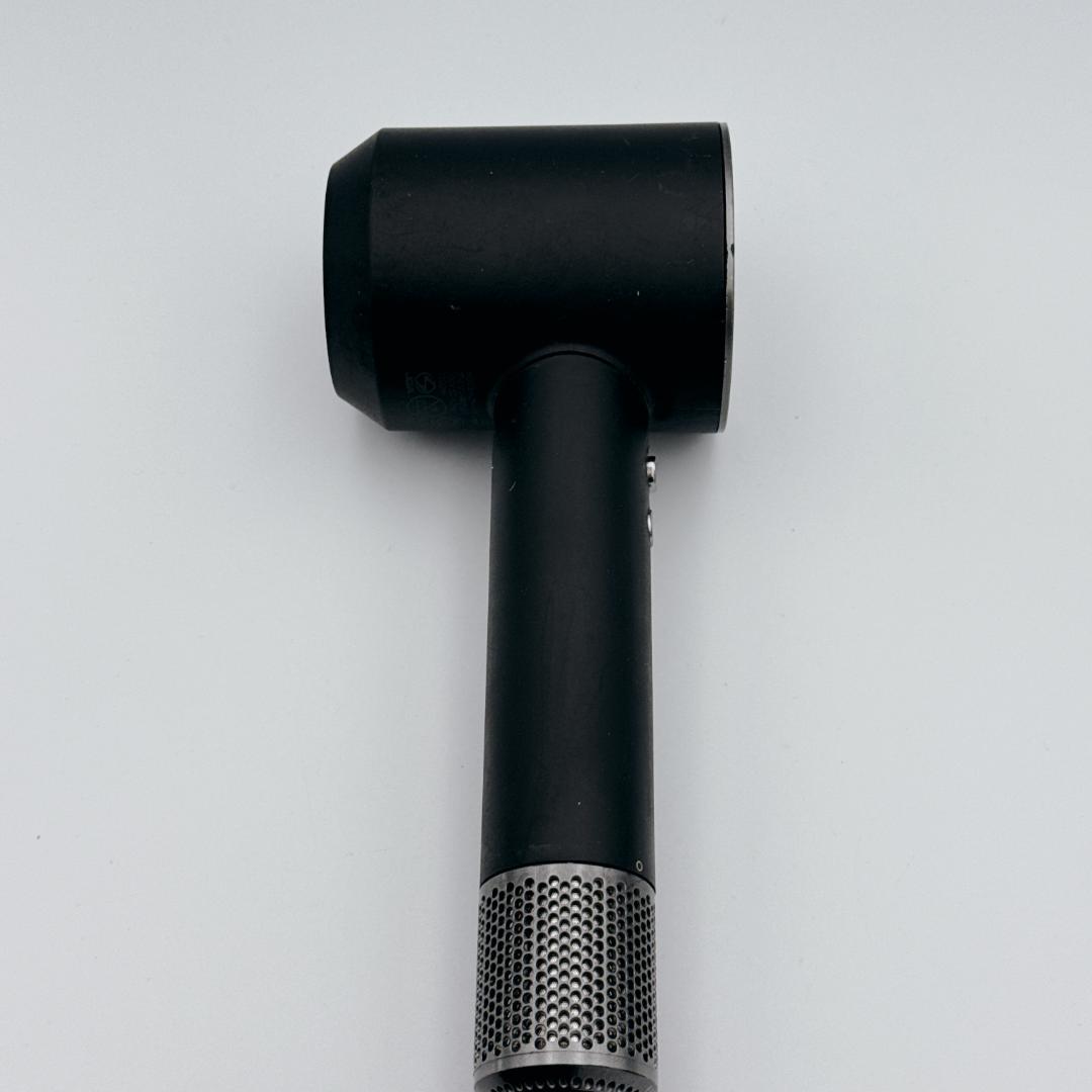 概ね美品✨dyson Supersonic Ionic ヘアドライヤー HD03