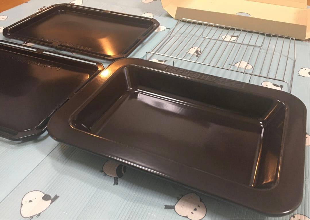 【新品未使用】東芝　石窯ドーム ER-D7000B（K) 角皿2枚 焼網 深皿