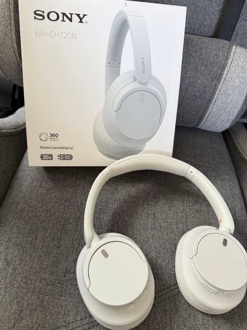 WH-CH720N SONY ヘッドホン　ホワイト
