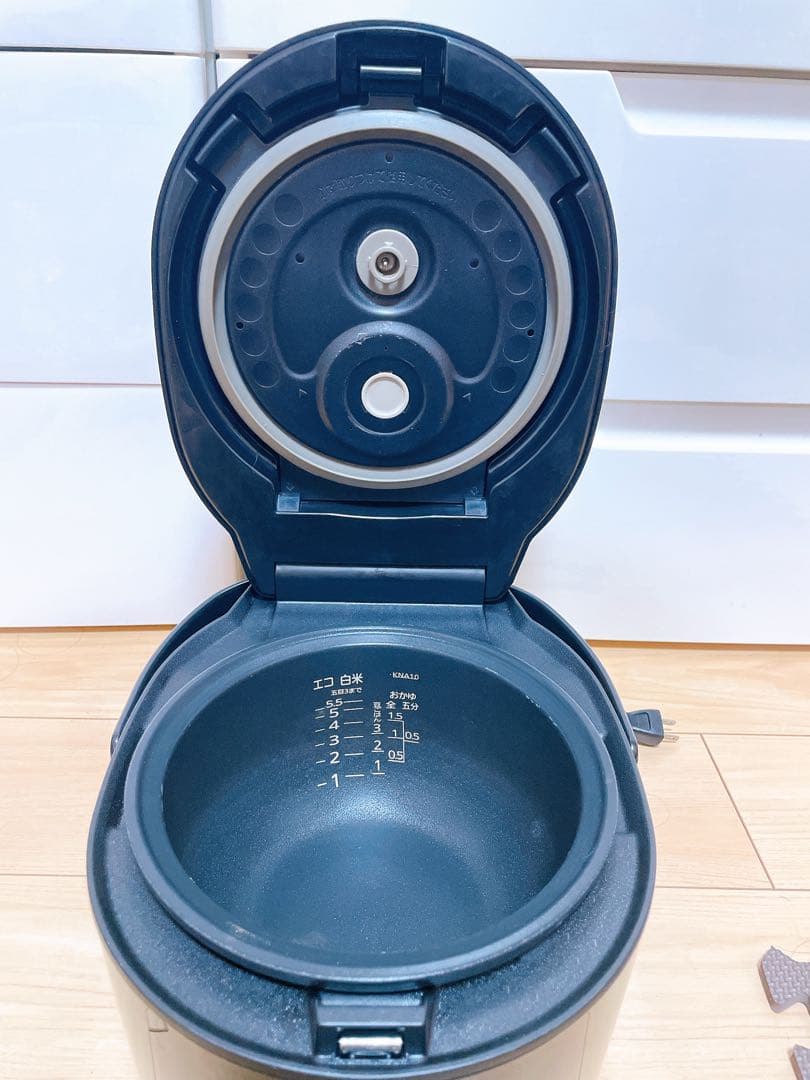 ☆11万円☆ TIGER 土鍋IH炊飯ジャー JKN-G100 2018年