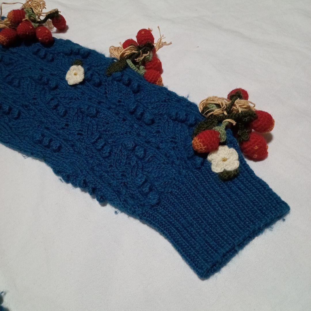 s*o様 ピンクハウス ニットカーディガン いちご・ハートモチーフ付き 青