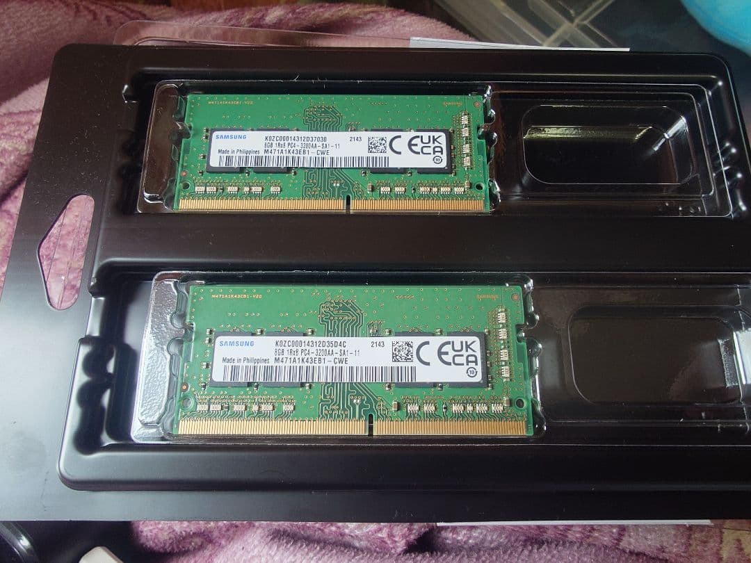 ノートPC用メモリ（DDR4 PC4-25600 8GB）　2枚セット ※箱別