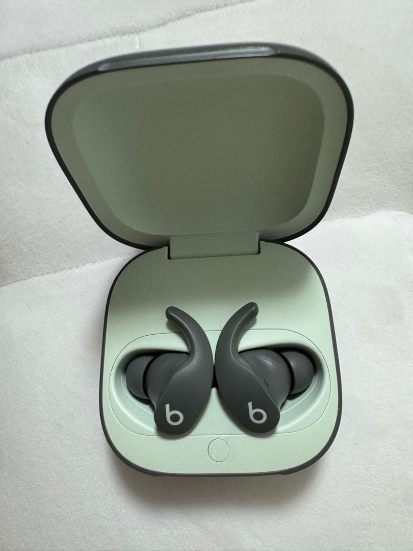 Beats fit pro セージグリーン