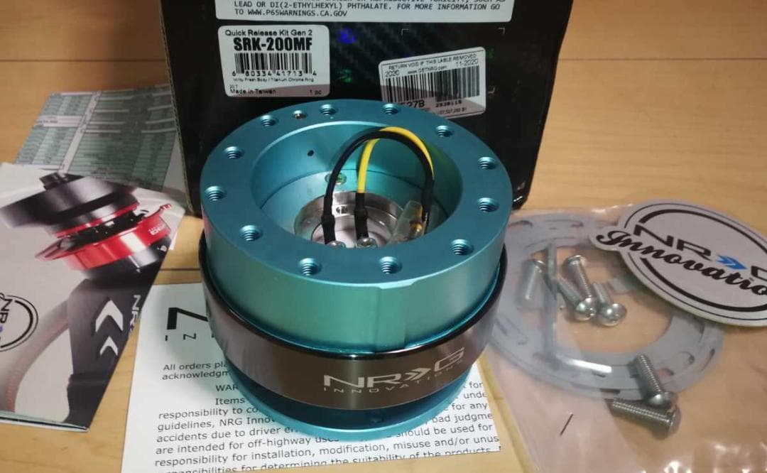 本物! NRG製 Gen2.0 クイックリリース SRK-200MF ハンドル