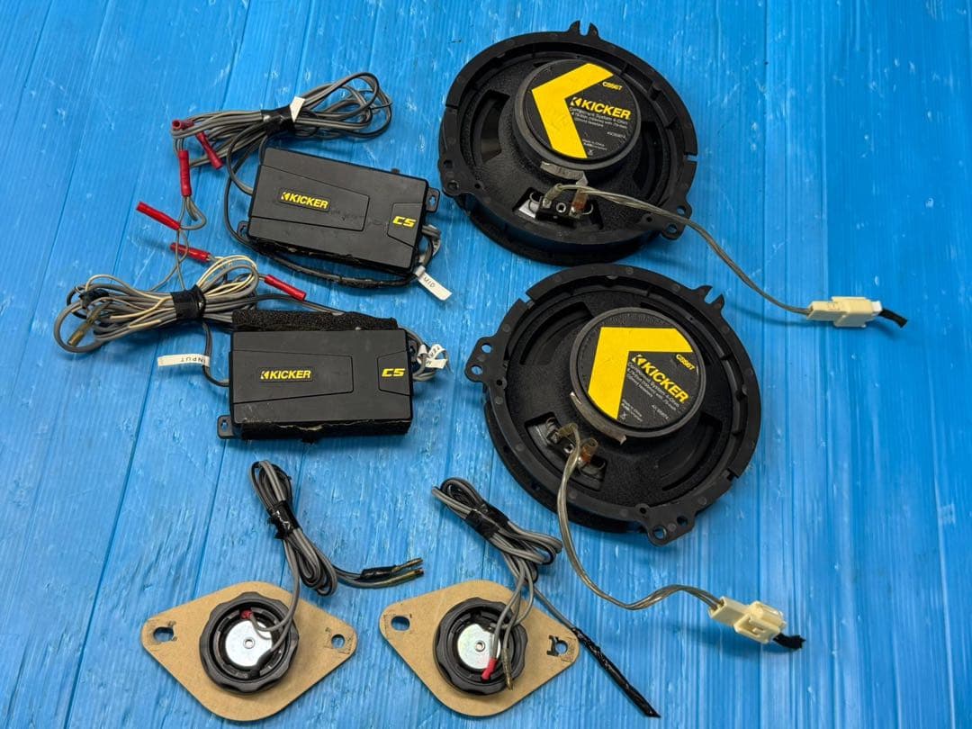 KICKER スピーカー　CSS67 セット