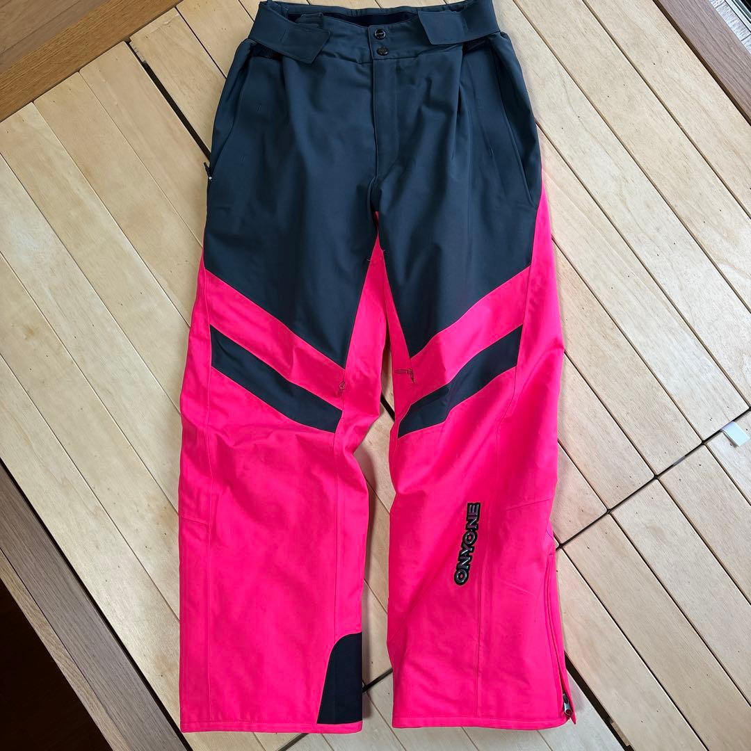 ONYONE スキーウェア 女性用 グレー/ピンク Sサイズ