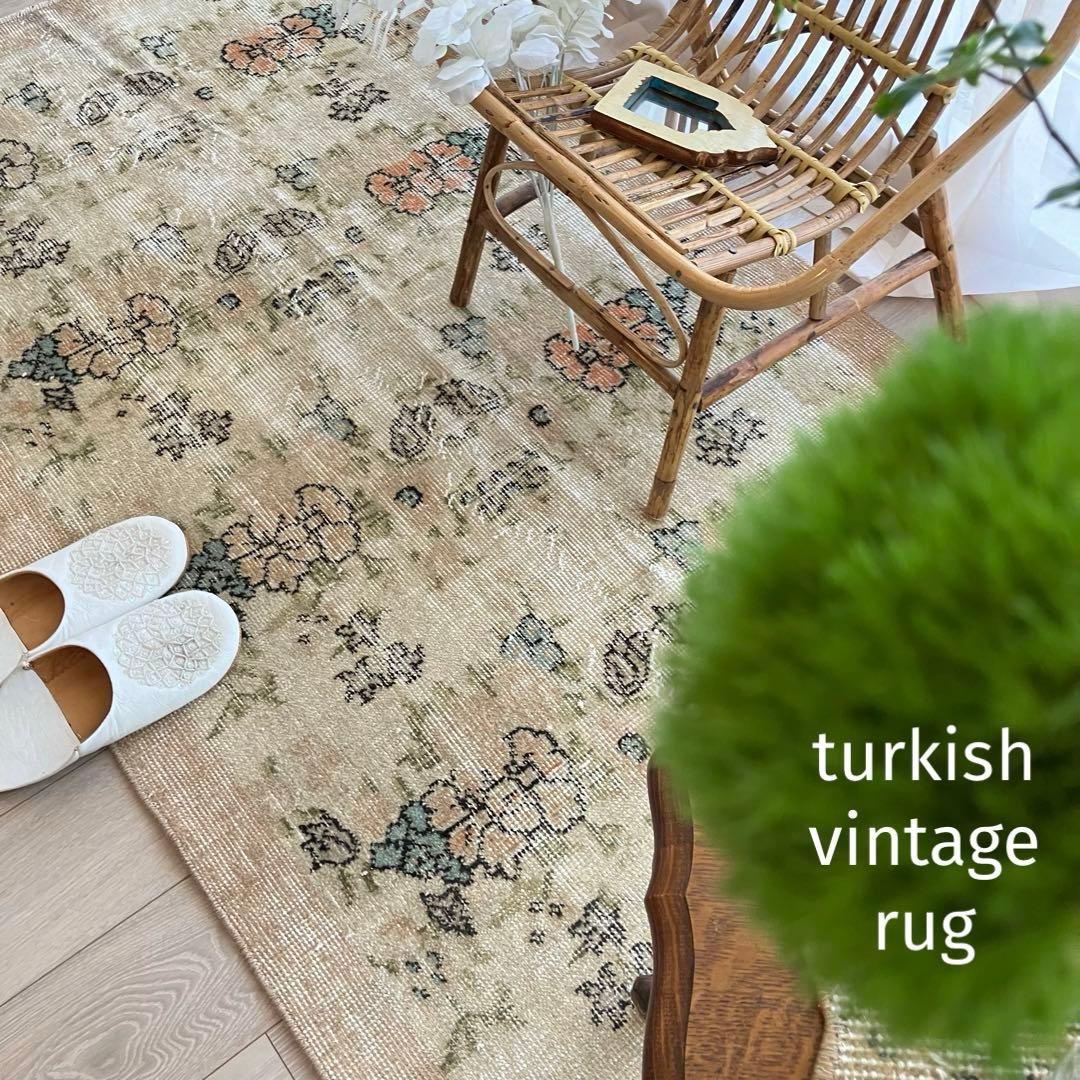 コーラル✳︎93×192カフェラテ／スカイブルー　フラワー　トルコヴィンテージラグ