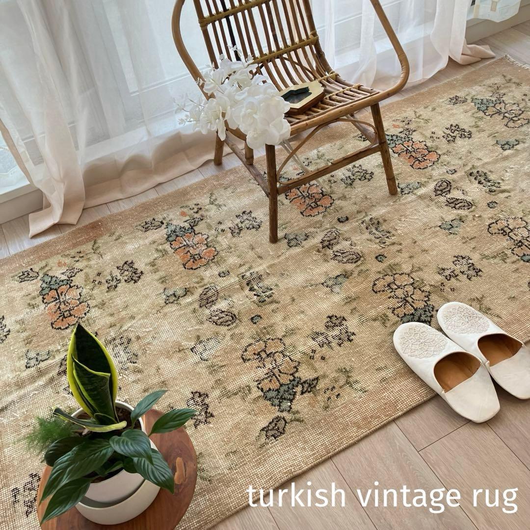 コーラル✳︎93×192カフェラテ／スカイブルー　フラワー　トルコヴィンテージラグ