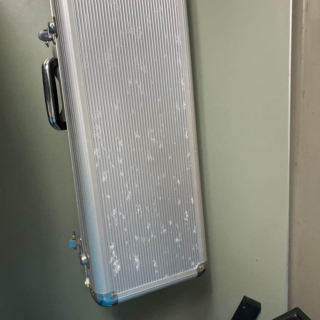 沖縄三味線　アルミハードケース付き　三線