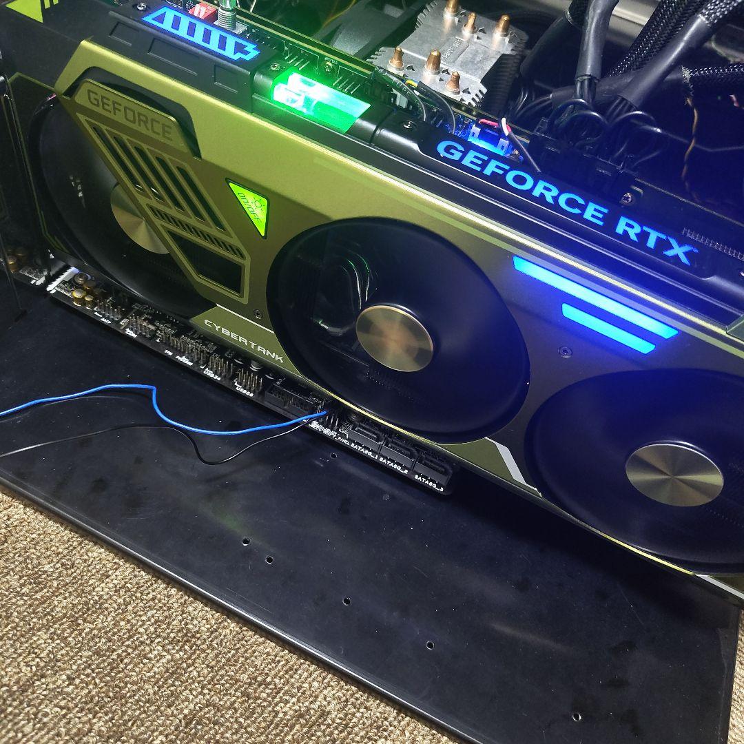 Tesla V100 32GB+SXM2→PCIE変換+RTX4090冷却機構