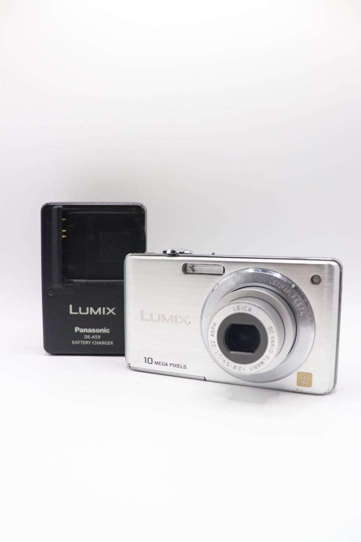 ✨動作確認済み！✨Panasonic LUMIX DMC-FS7 充電器付き！