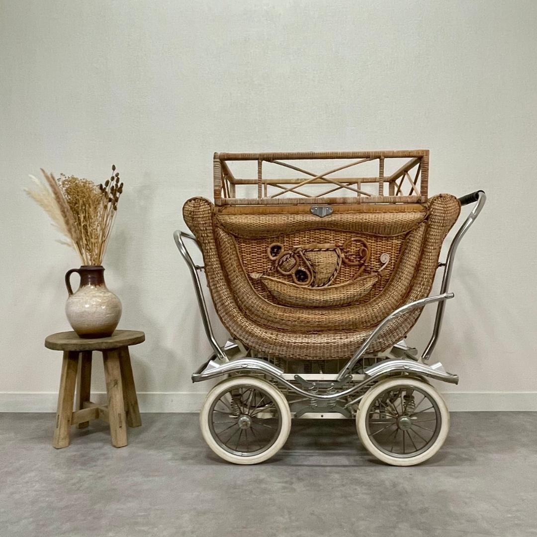ヴィンテージ 乳母車 ベビーカー ラタン 昭和レトロ 籐 オブジェ ビンテージ