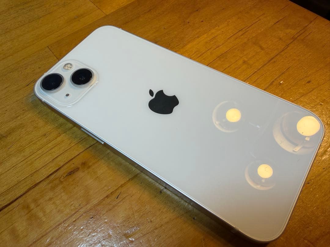 【美品】iPhone 13 128GB SIMフリー 【おまけケーブル付】