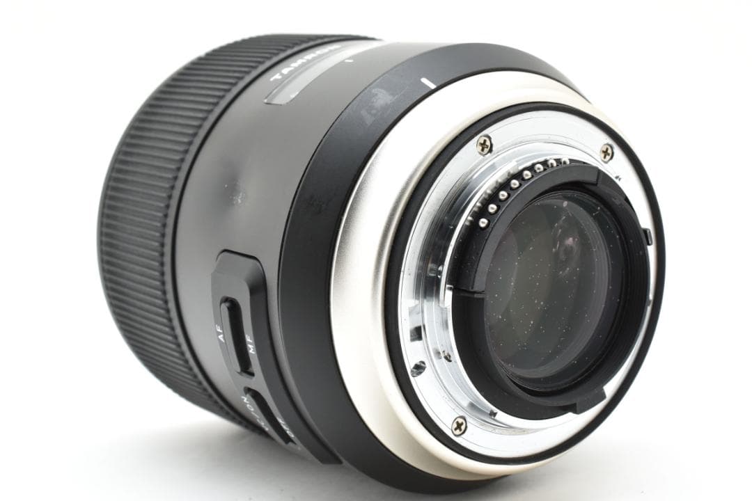 TAMRON 45mm F1.8 DI VC USD F013 ニコンFマウント