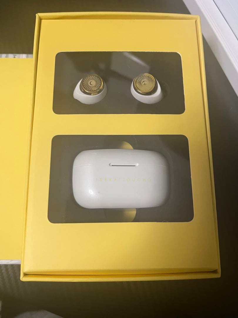 AVIOT × ISEKAIJOUCHO ヰ世界情緒ワイヤレスイヤホン