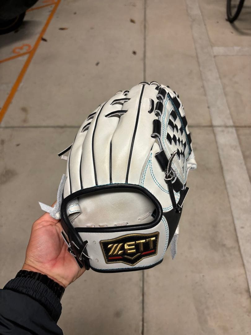 ZETT Pro Status 軟式グローブ　源田モデル